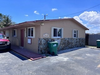 Building Photo - 2924 NW 132nd Ter