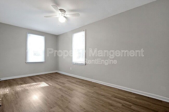 Building Photo - 350 S Chase Ave