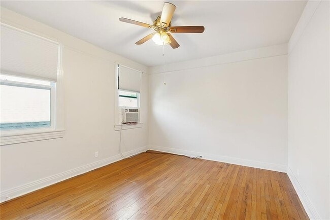 Building Photo - 918 N Hennessey St