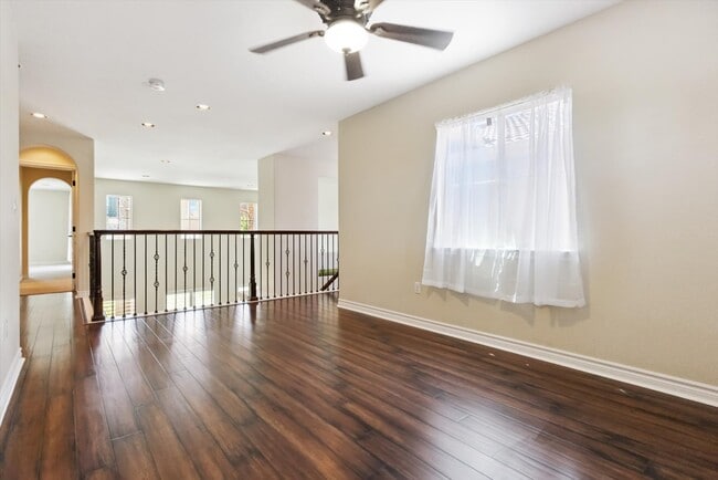 Building Photo - 9218 Viaggio Way