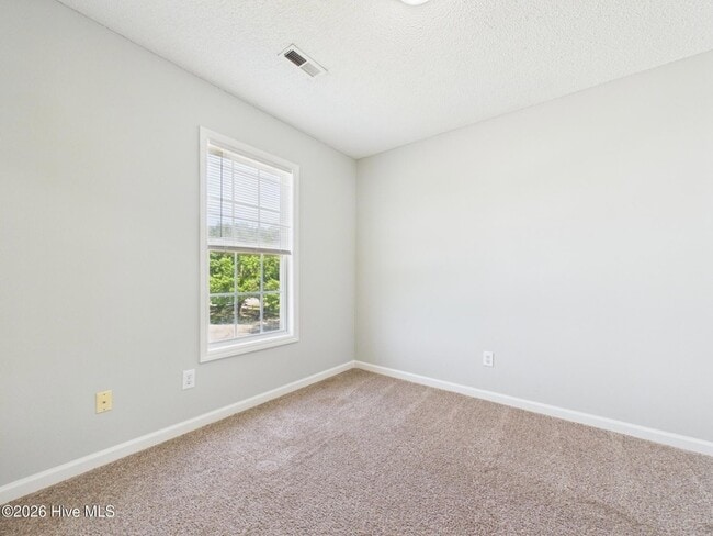 Building Photo - 17 Brantley Cir