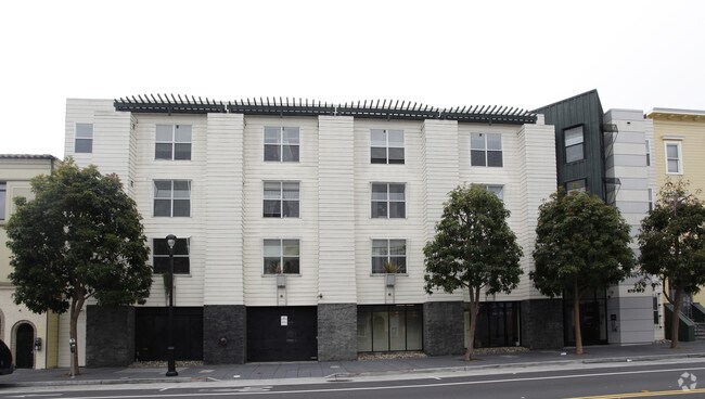 Building Photo - Alcantara Court Apartments