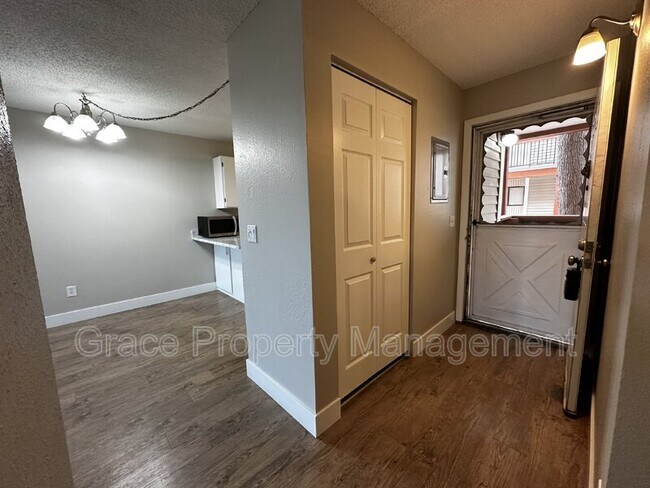 Building Photo - 2740 W 86th Ave