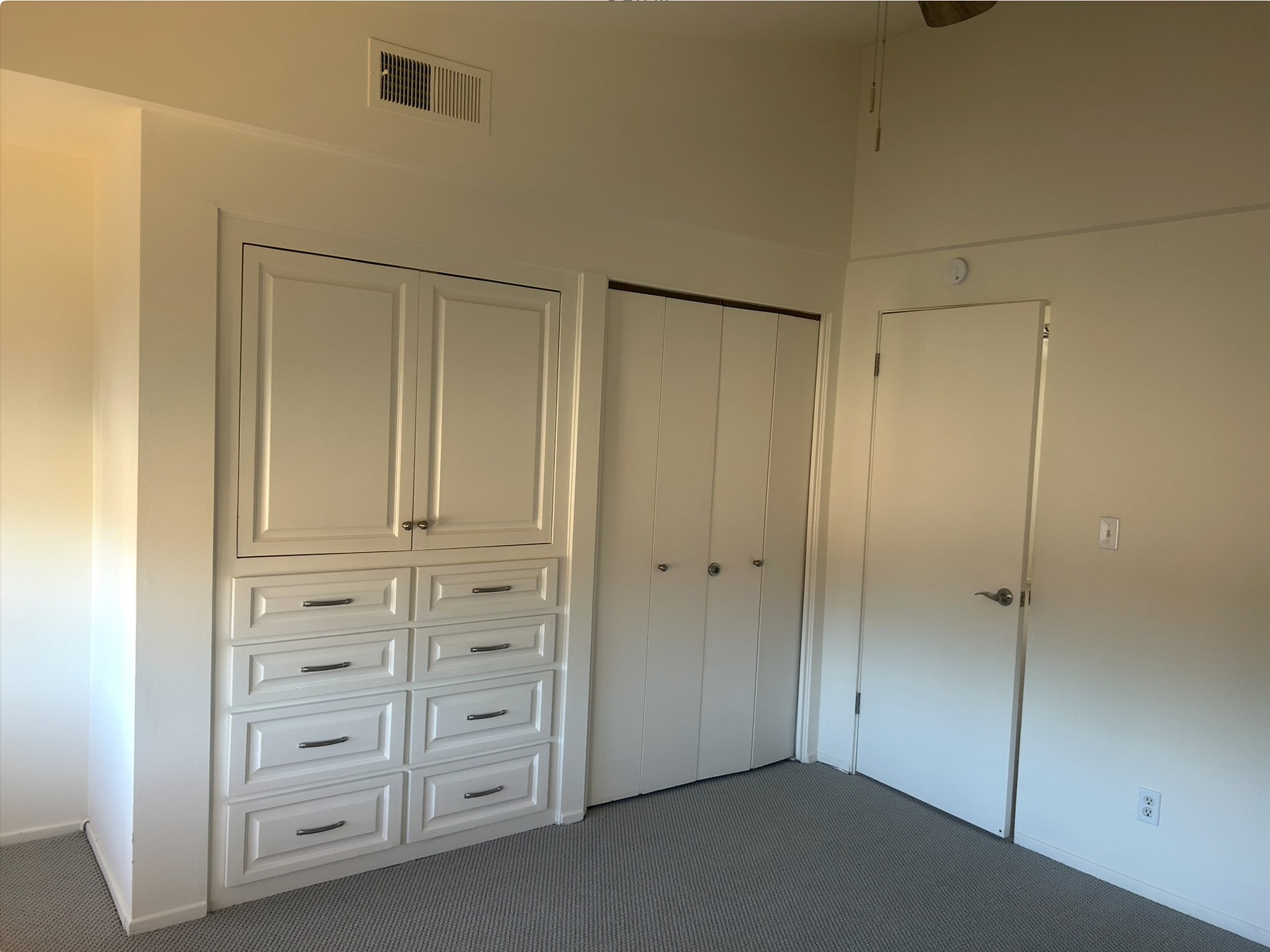 Master BR - 4452 W Kling St