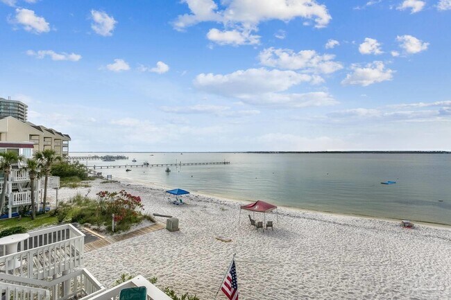 Building Photo - 1100 Fort Pickens Rd