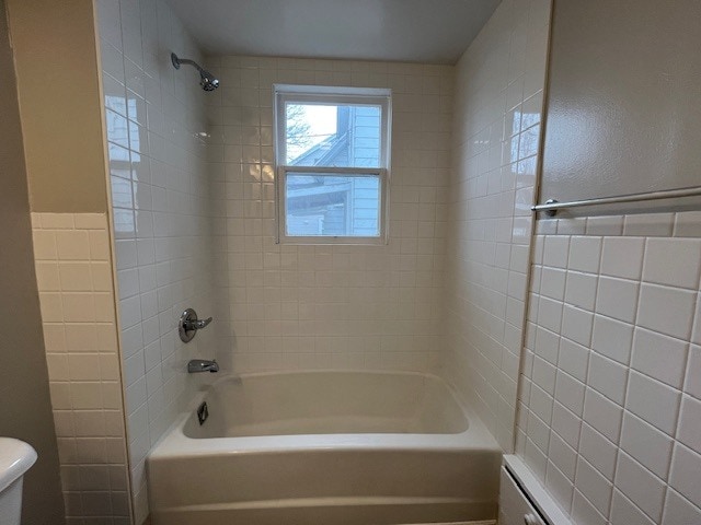 Building Photo - 911 E Washington St