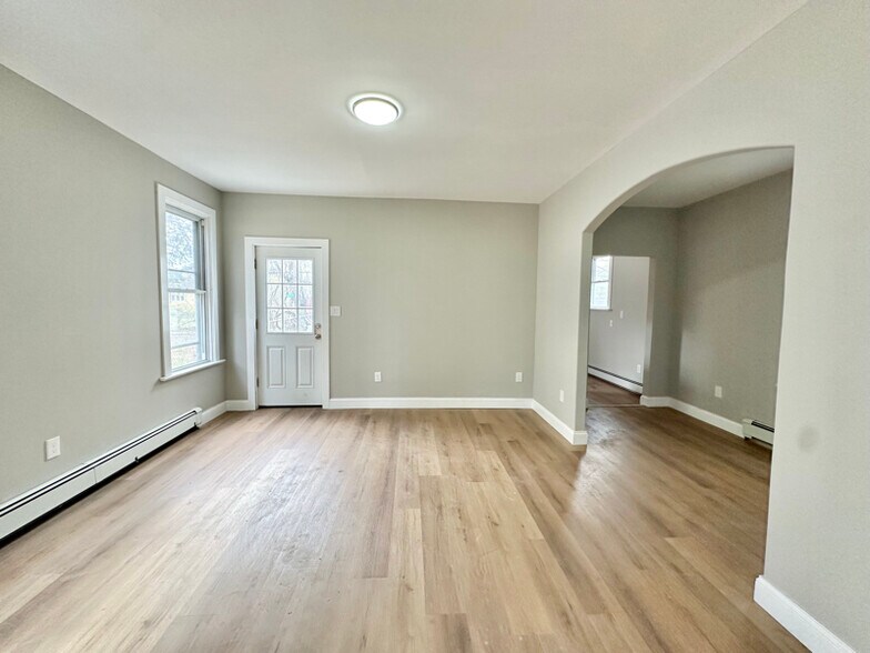 Building Photo - 129 Lafayette Ave