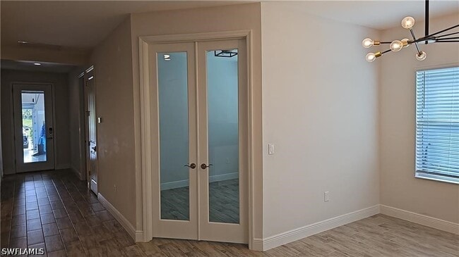 Building Photo - 2305 Ariane Dr