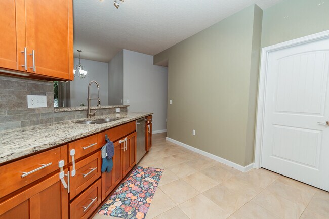 Building Photo - 5280 Moore Loop