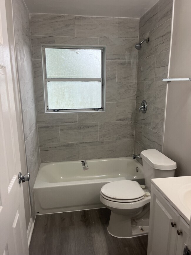 Building Photo - 10737 Dulawan Dr