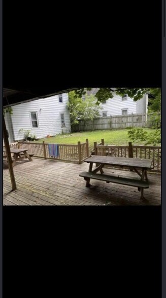 Building Photo - 59 Leroy St