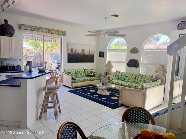 Building Photo - 150 Sandy Shoes Dr