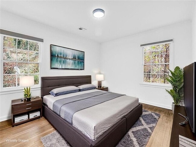 Building Photo - 1253 Dunwoody Ln NE