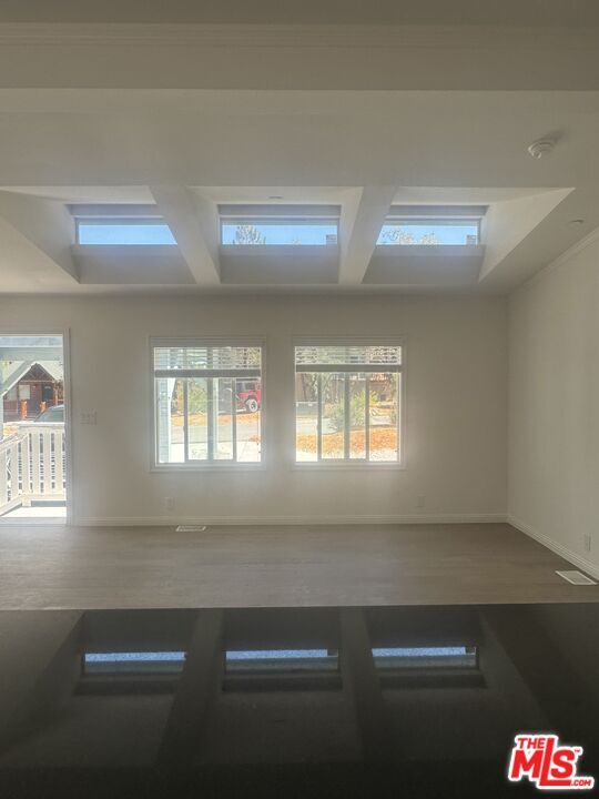 Building Photo - 1336 La Crescenta Dr