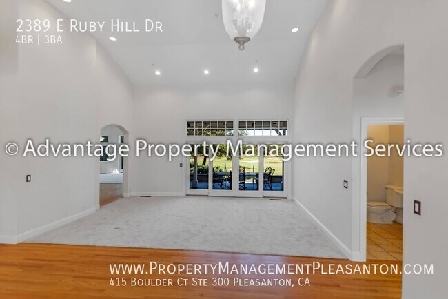 Building Photo - 2389 E Ruby Hill Dr