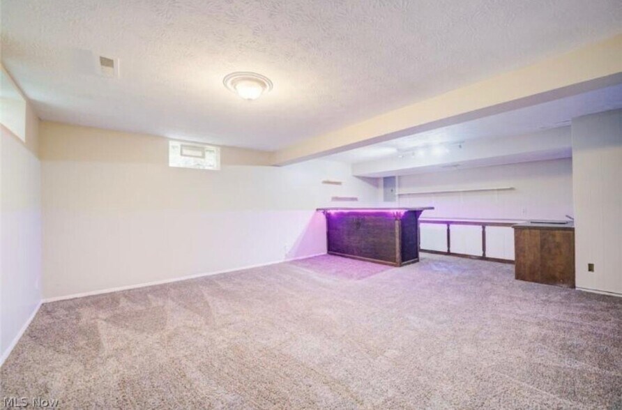 Building Photo - 32663 Jefferson Dr