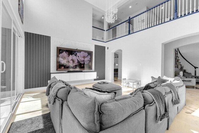 Building Photo - 469 Partridge Ln