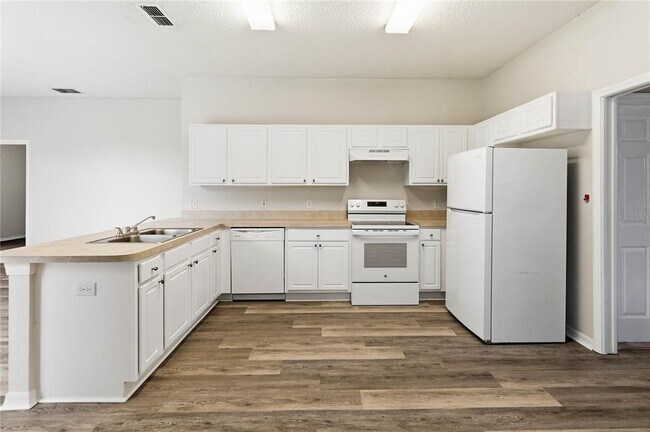 Building Photo - 251 Grouper Ct