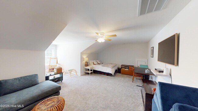 Building Photo - 604 Muscadine Ln