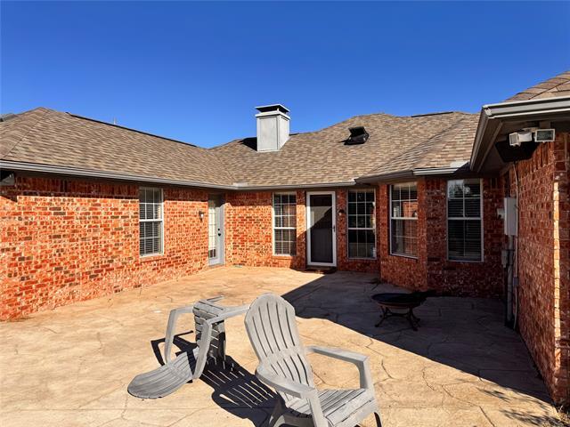 Building Photo - 1200 Bloom St