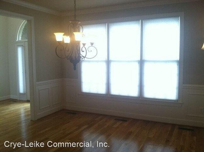 Building Photo - 4 br, 3.5 bath House - 828 Turnbridge Dr