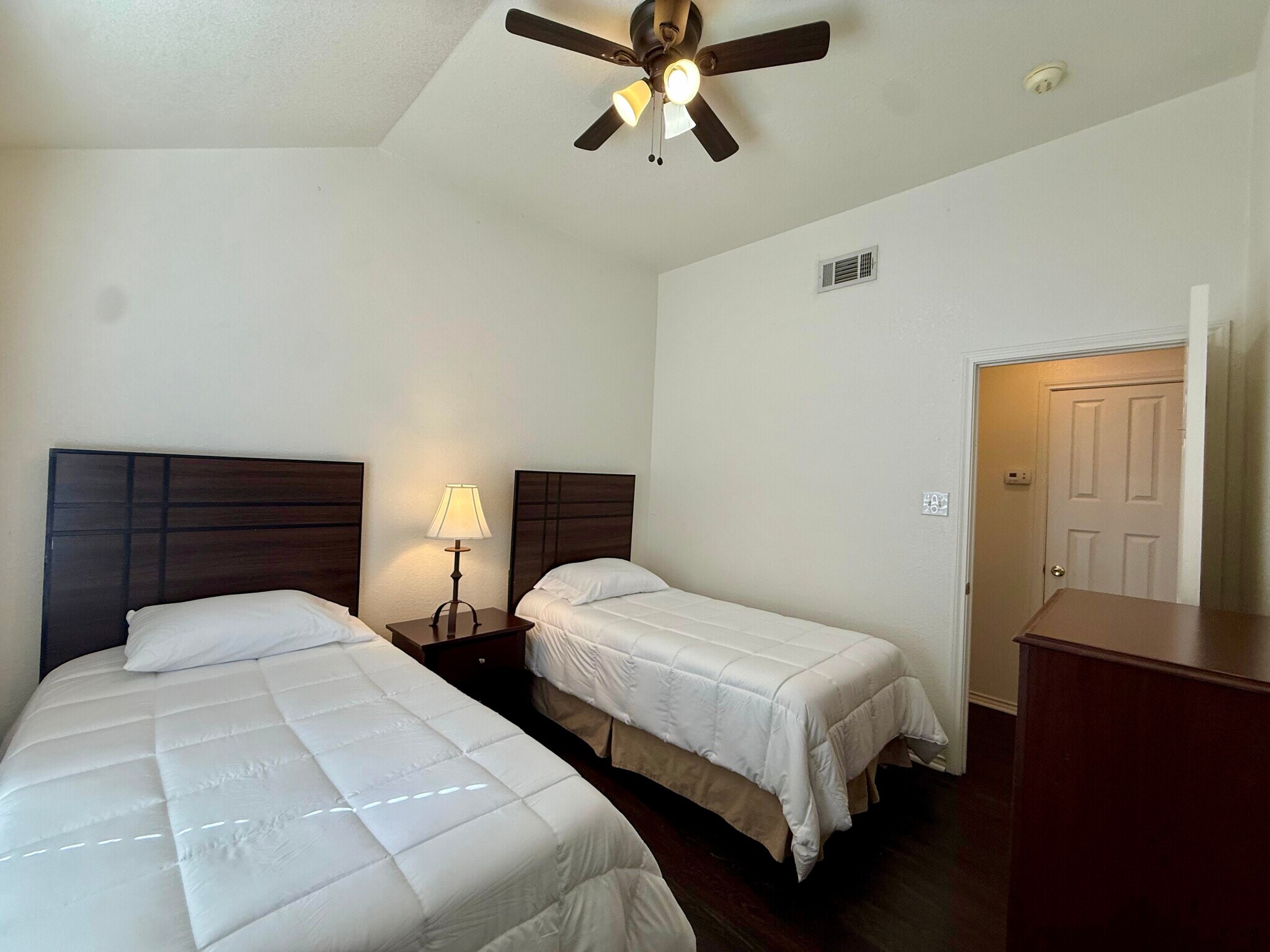 Building Photo - 4302 Alleeta Dr
