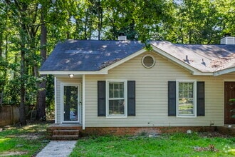Building Photo - 313 Friarsgate Blvd