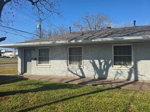 Building Photo - 5105 Timothy St