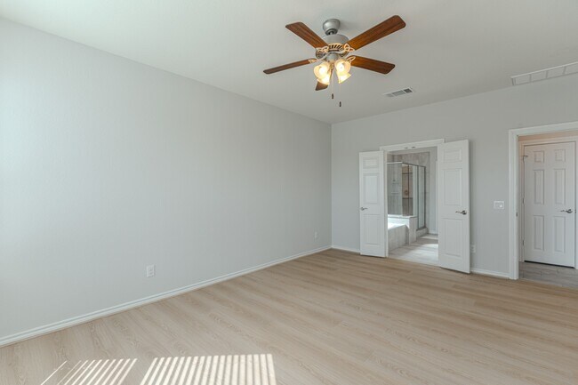 Building Photo - 59 Pioneer Canyon Pl