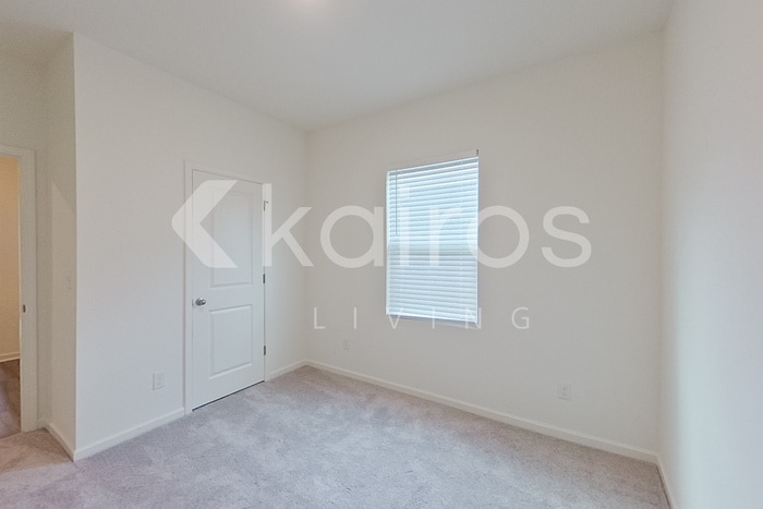 Building Photo - 628 Muster Fld Ct
