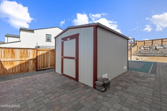 Building Photo - 325 S Pah Rah Rdg Dr