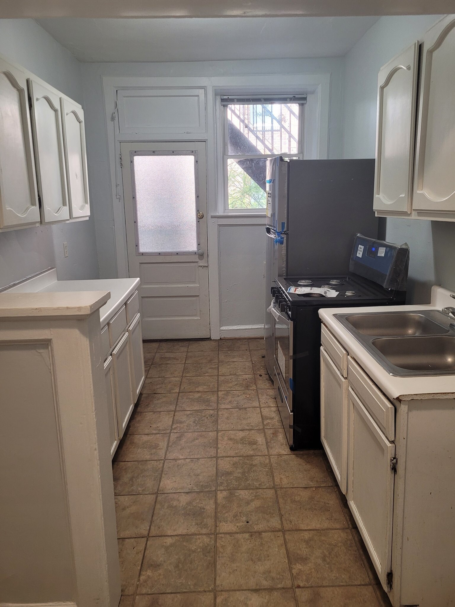 Building Photo - 1611 Hampton Blvd