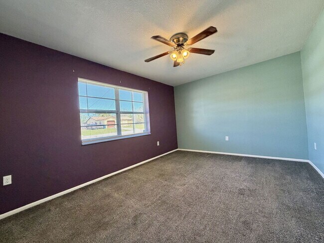 Building Photo - 12258 Foothill St