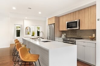 Building Photo - 143-171-171 Hyde Park Ave