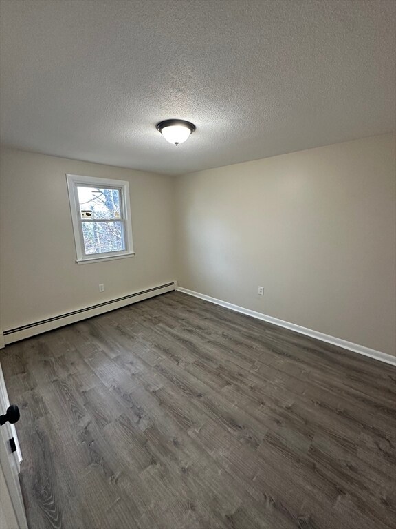 Building Photo - 31 Joyce St