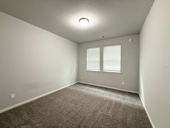 Building Photo - 2731 Glenfield Manor Ln