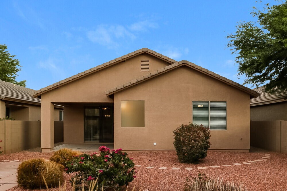 Building Photo - 5519 W Vineyard Rd