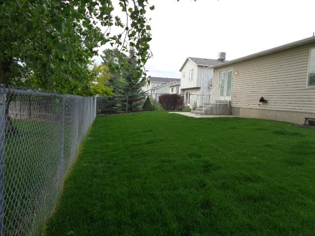 Building Photo - 1881 N 660 W