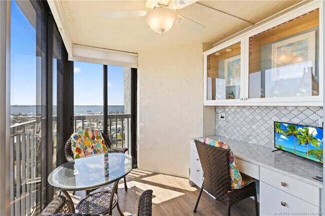 Building Photo - 10600 S Ocean Dr