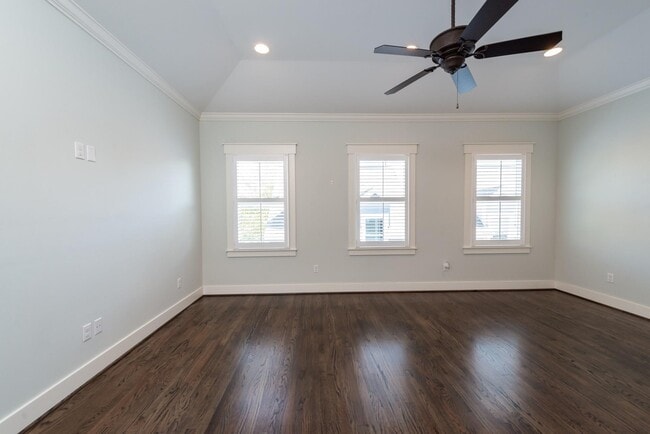 Building Photo - 734B Allston St