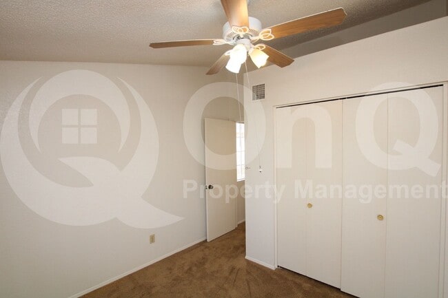 Building Photo - 625 S Westwood