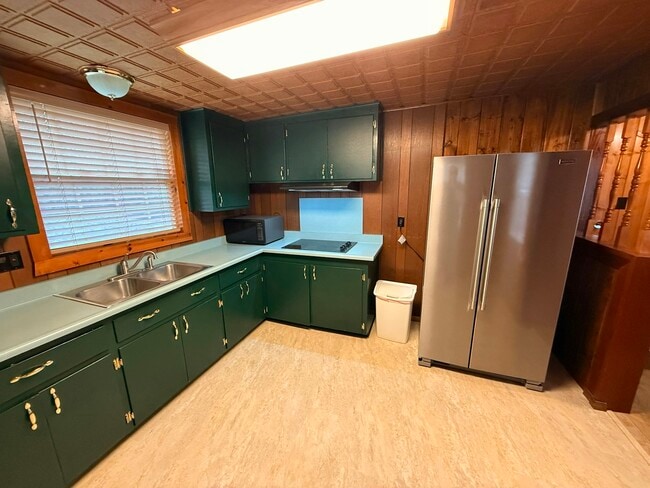 Building Photo - 4517 CA-79
