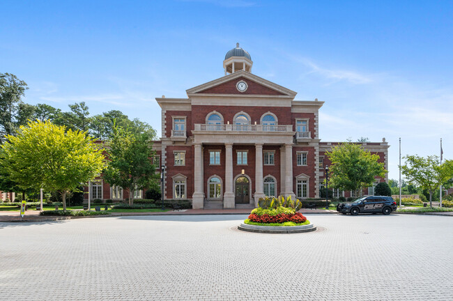 Building Photo - 320 Anglin Walk