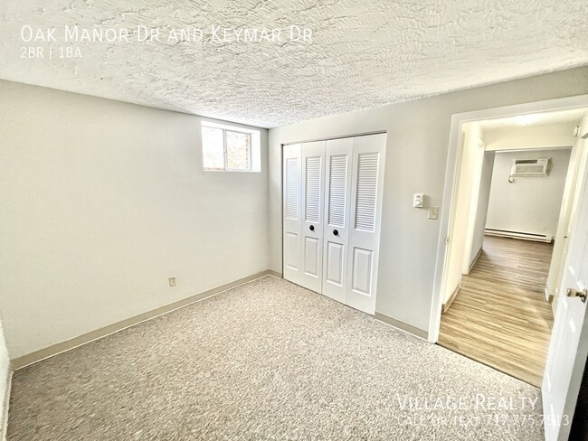 Building Photo - Few Steps, great location! Most utilities ...