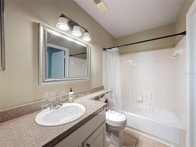 Building Photo - 4057 Crockers Lake Blvd