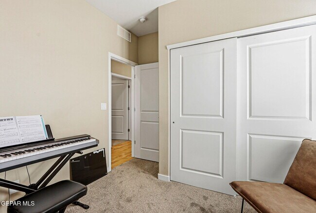 Building Photo - 2020 Tim Foster St