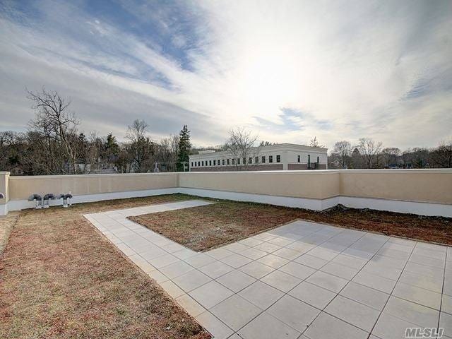 Building Photo - Huntington Professional Suites