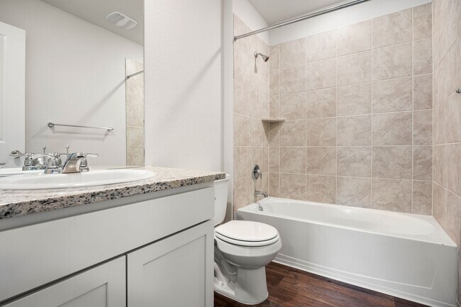 Building Photo - 4 Weeks Free!! Like New Home In The Preserve at Medina!!!