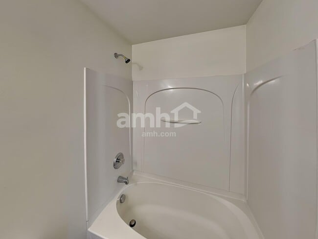 Building Photo - 4811 Spruce Peak Rd