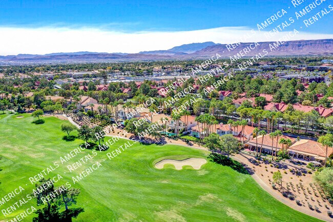Building Photo - 8960 Echo Ridge Dr